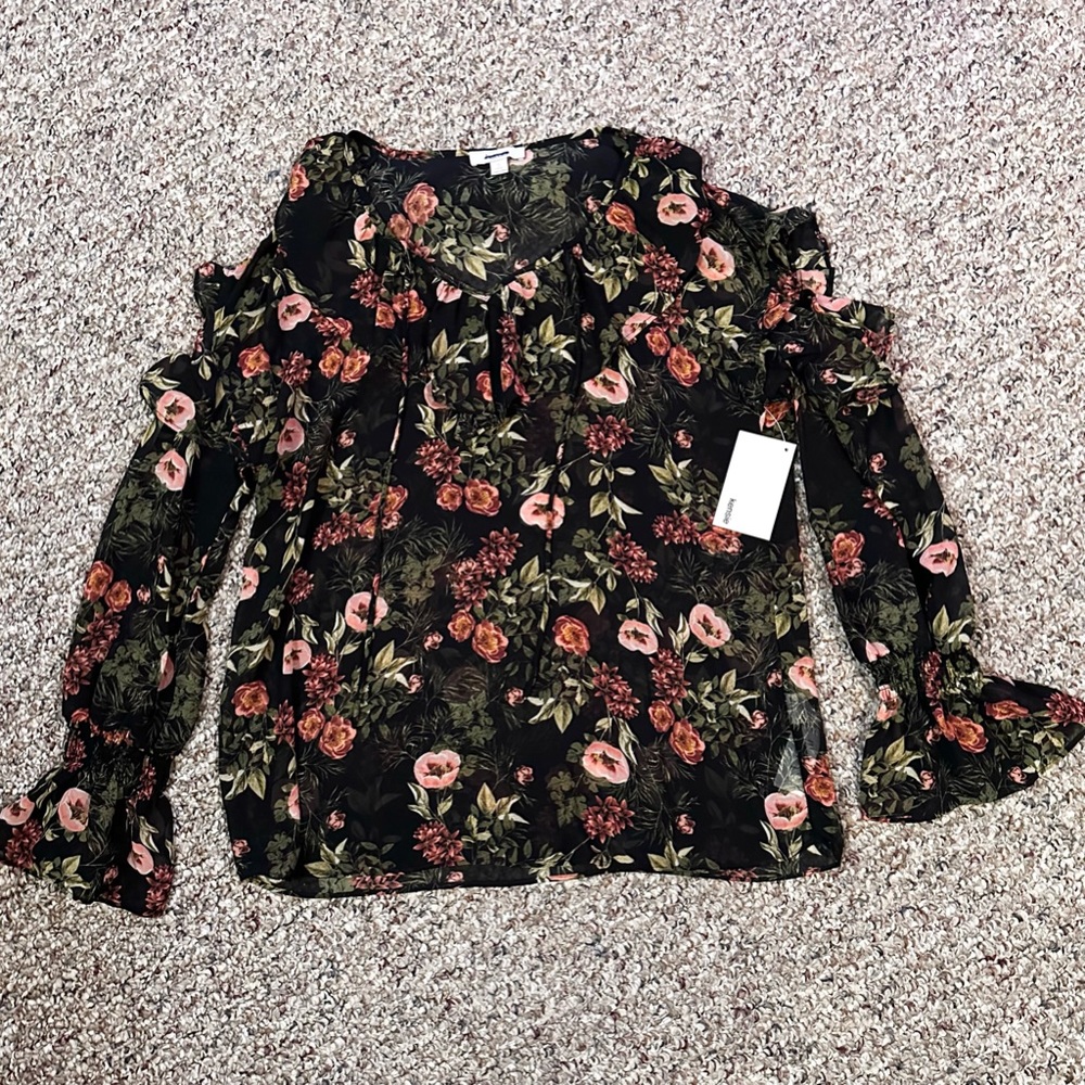 Nwt kensie top